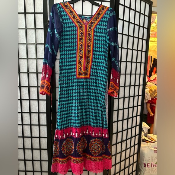 Tunic dress - Picture 3 of 5